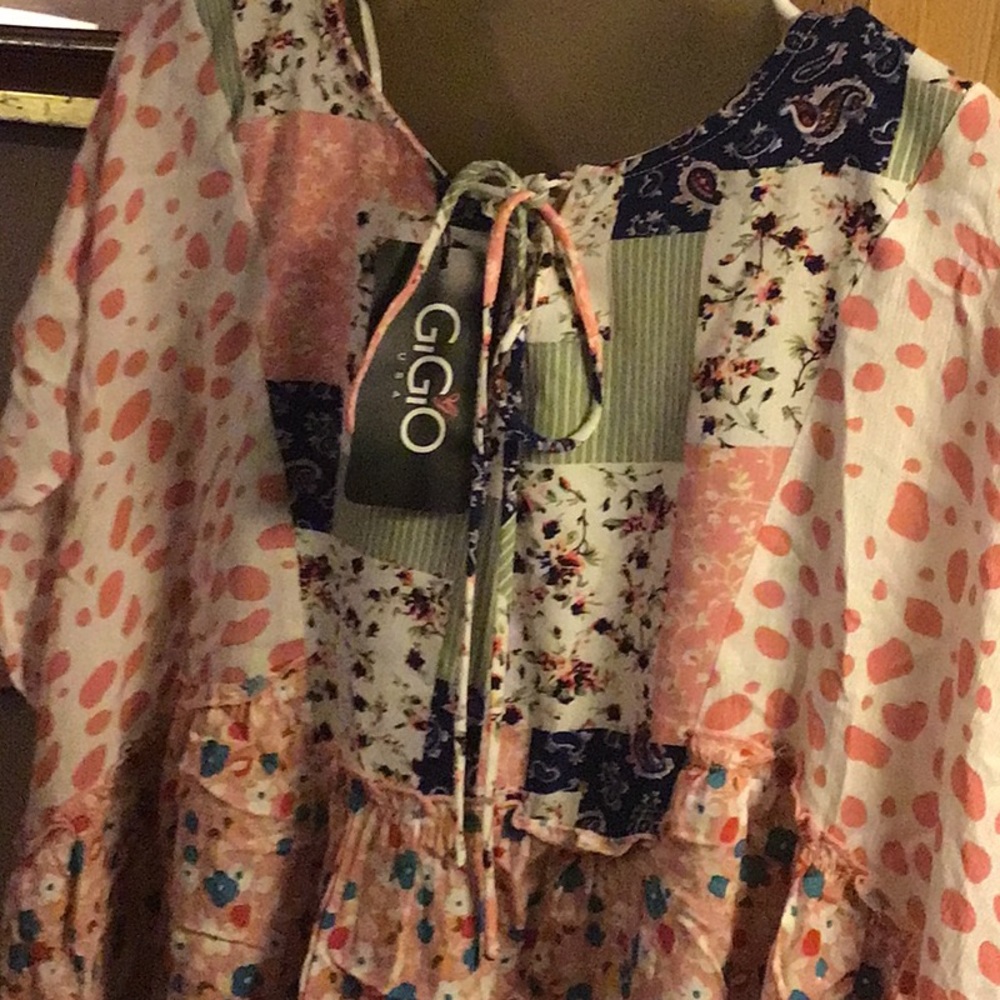 GGIO Women's Patchwork Blouse - Multicolor guessing Xl or 2 X